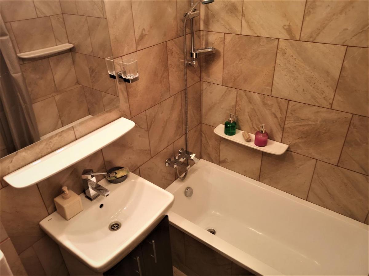 Apartament Anca Boekarest Buitenkant foto