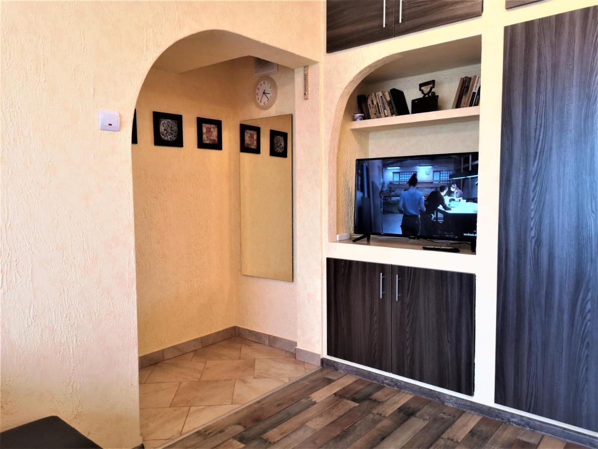 Apartament Anca Boekarest Buitenkant foto