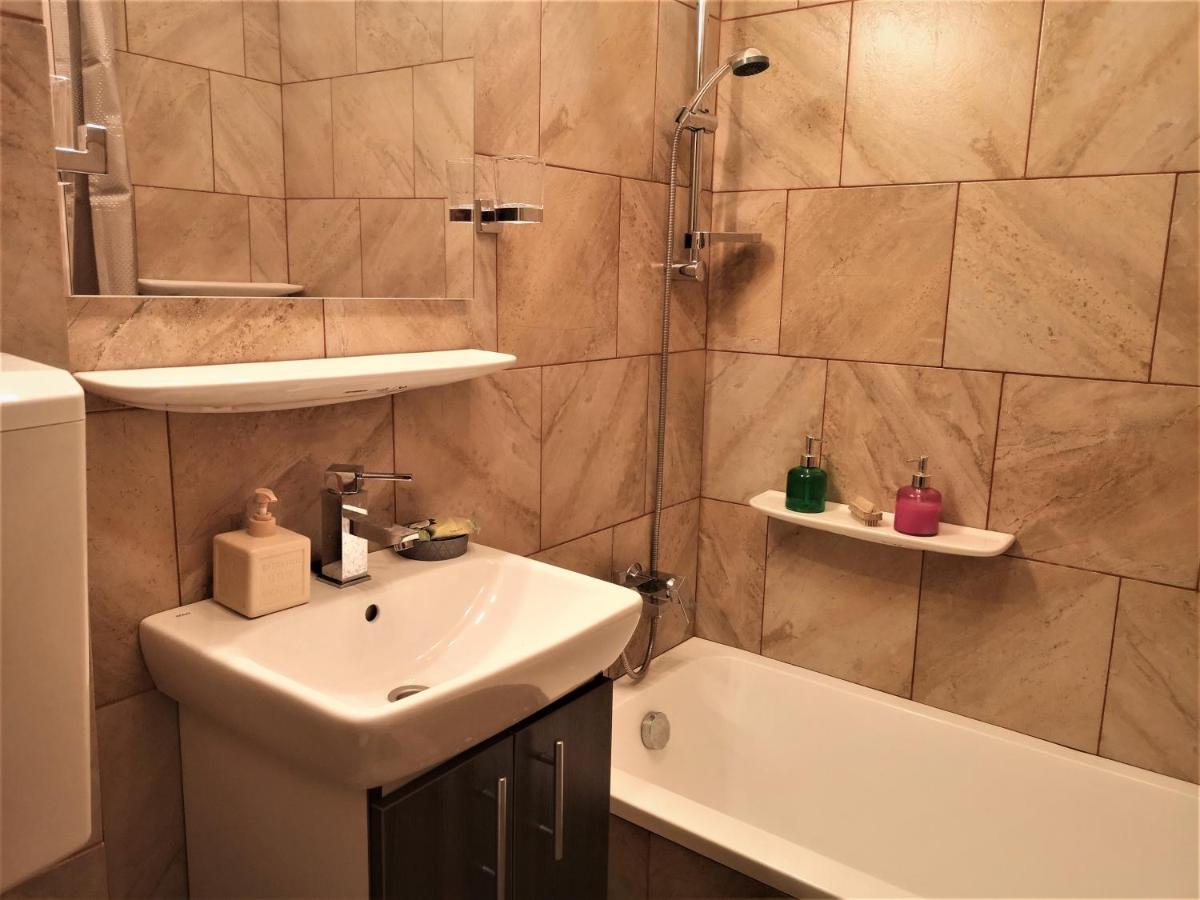 Apartament Anca Boekarest Buitenkant foto