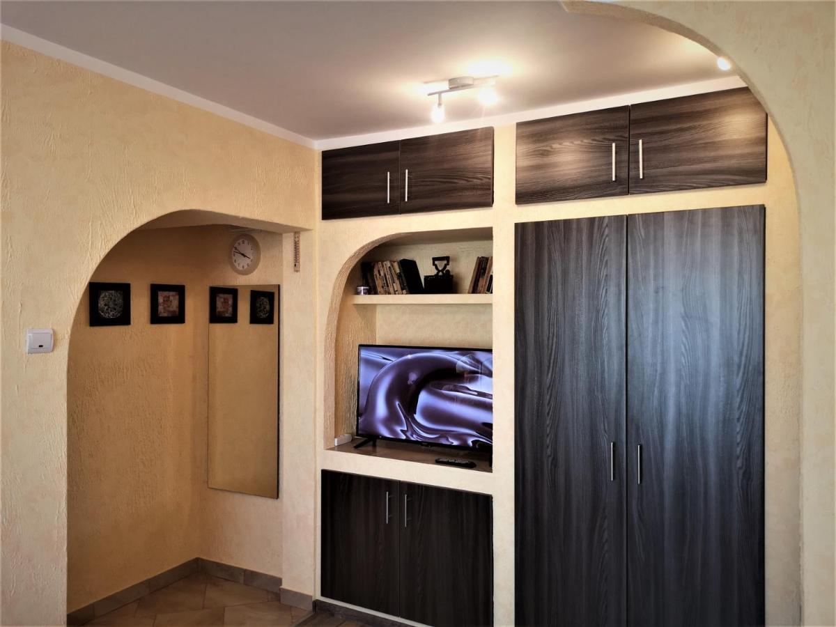Apartament Anca Boekarest Buitenkant foto