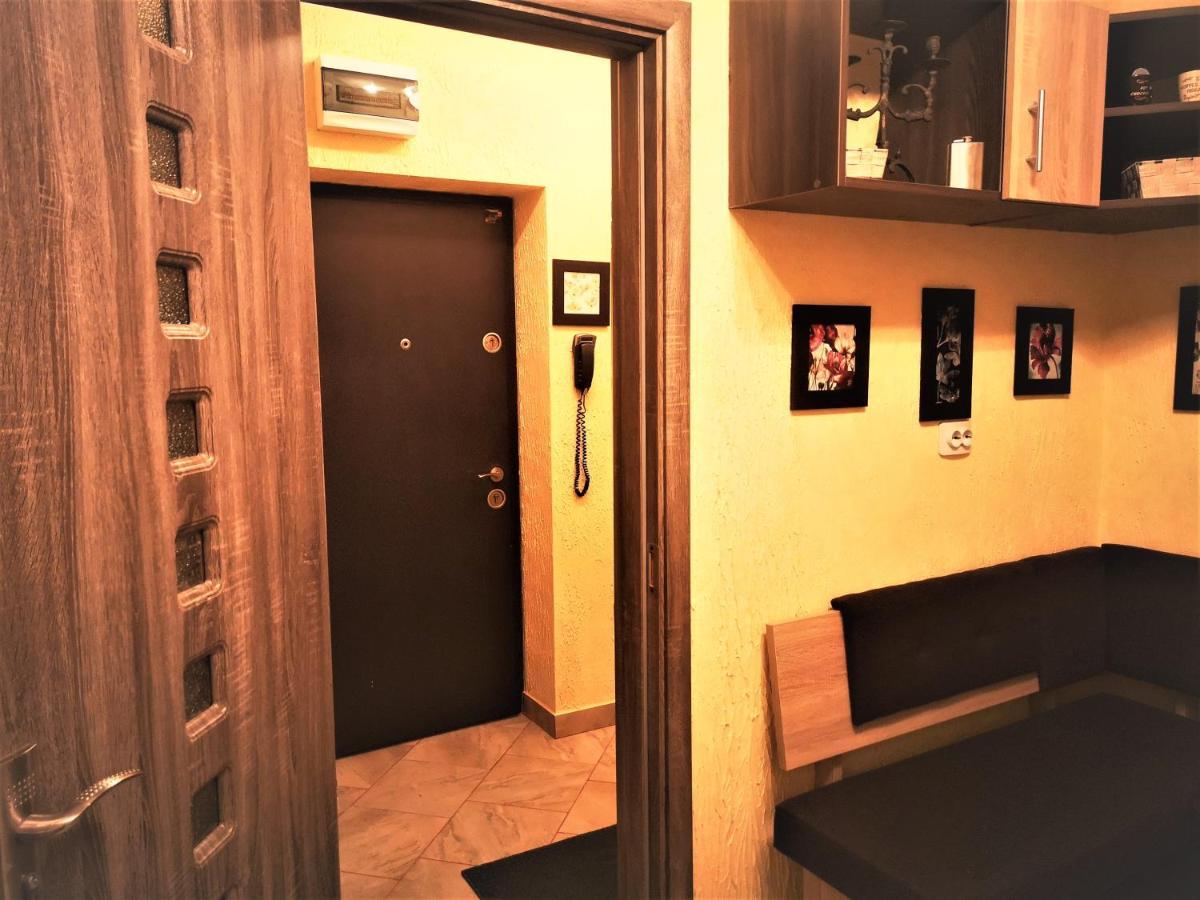 Apartament Anca Boekarest Buitenkant foto