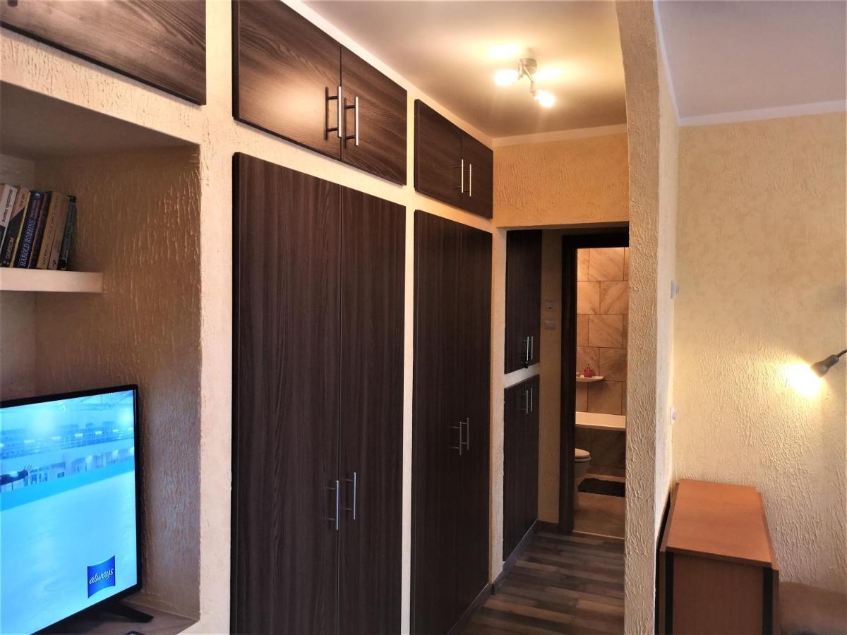 Apartament Anca Boekarest Buitenkant foto