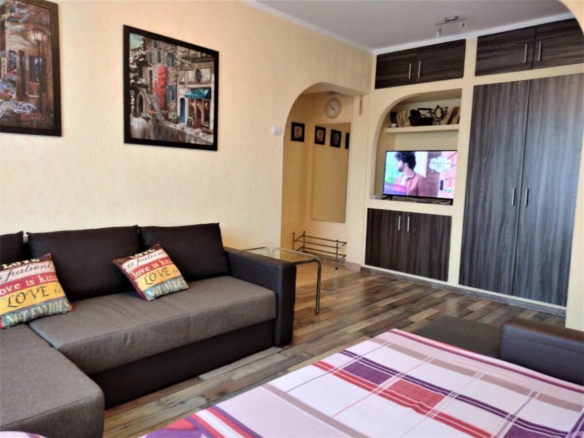 Apartament Anca Boekarest Buitenkant foto
